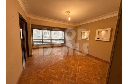 Apartment - 4 Bedrooms - 2 Bathrooms for sale in Mahmoud Ammar St. - Ard El Golf - Heliopolis - Masr El Gedida - Cairo