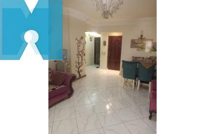 Apartment - 2 Bedrooms - 1 Bathroom for sale in 10th District - Sheikh Zayed City - Giza
