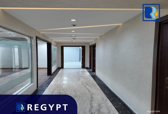 8493035 - Property Image 2