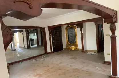 Apartment - 2 Bedrooms - 2 Bathrooms for sale in Green 3 - 2nd District - Sheikh Zayed City - Giza