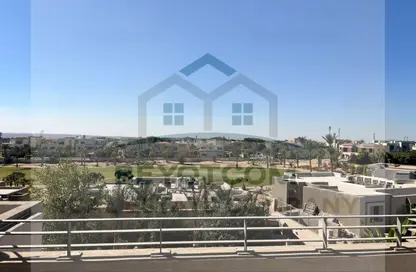 تاون هاوس - 4 غرف نوم - 5 حمامات للايجار في جولف فيوز - طريق مصر اسكندرية الصحراوي - مدينة 6 أكتوبر - الجيزة