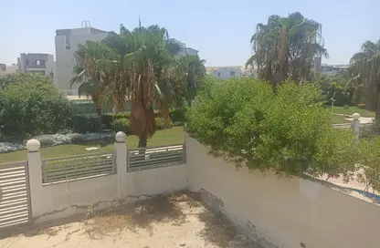 أي فيلا - 4 غرف نوم - 5 حمامات للبيع في كليوباترا سكوير - محور 26 يوليو - مدينة 6 أكتوبر - الجيزة