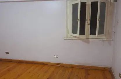 Apartment - 4 Bedrooms - 2 Bathrooms for sale in Zaker Hussein St. - Al Hadiqah Al Dawliyah - 7th District - Nasr City - Cairo