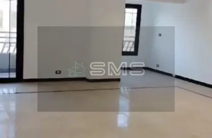 شقة - 4 غرف نوم - 3 حمامات للايجار في غرب الجولف - كمبوندات القطامية - القطامية - مدينة القاهرة الجديدة - القاهرة