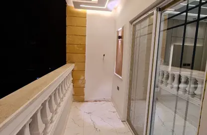 Apartment - 3 Bedrooms - 2 Bathrooms for sale in Gate 4 - Mena - Hadayek El Ahram - Giza