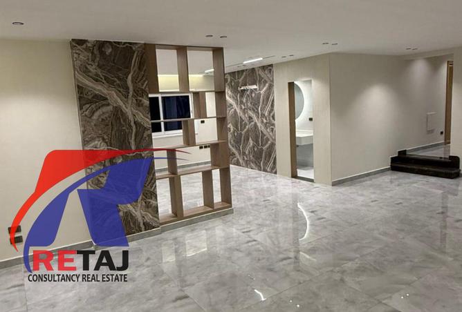 8243400 - Property Image 3