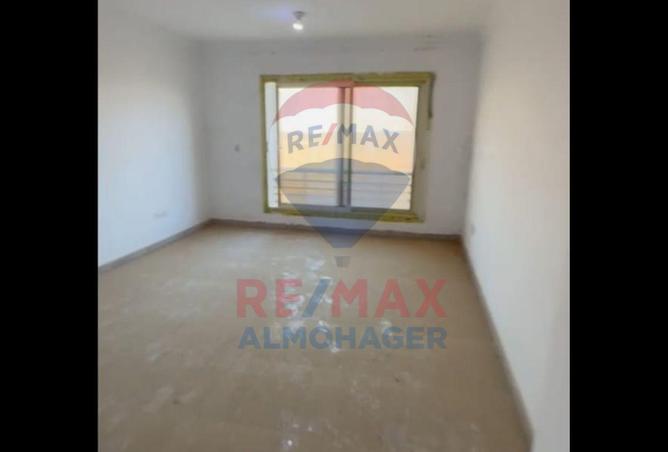 8105436 - Property Image 2