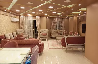 شقة - 3 غرف نوم - 3 حمامات للايجار في شارع البصره - المهندسين - الجيزة