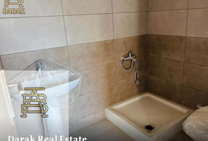 8372748 - Property Image 2