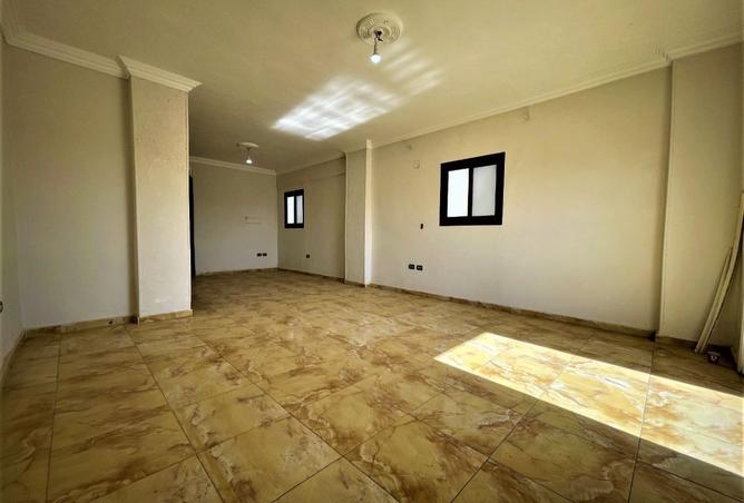 8370520 - Property Image 3