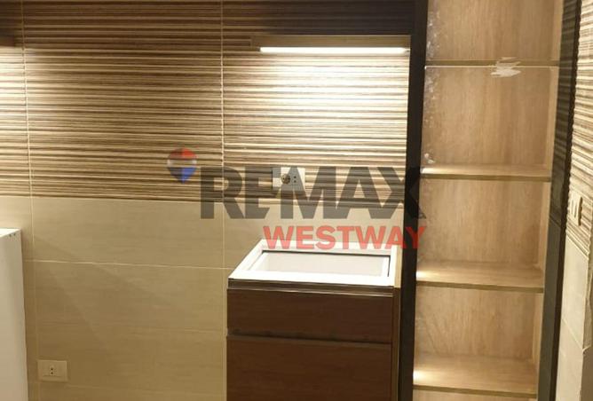 8327056 - Property Image 2