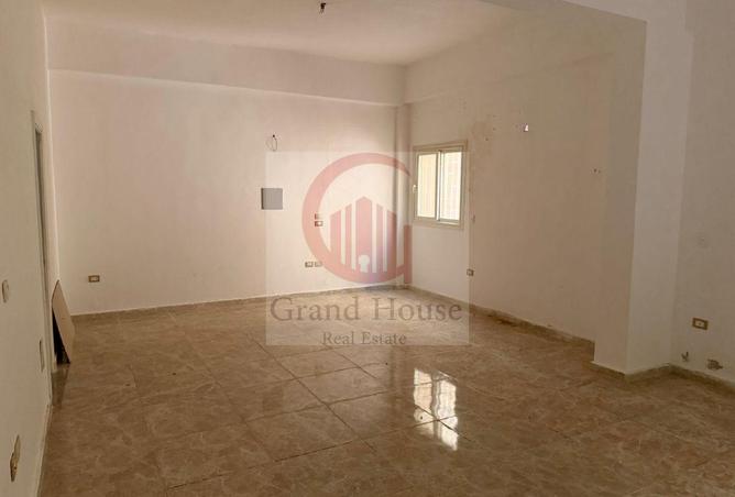 8309935 - Property Image 3