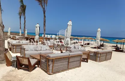 Chalet - 3 Bedrooms - 3 Bathrooms for sale in June - Ras Al Hekma - North Coast