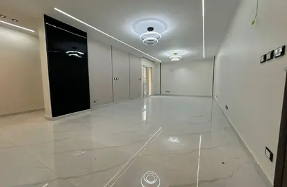 Apartment - 3 Bedrooms - 2 Bathrooms for sale in Madinaty - Cairo