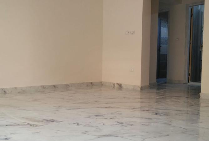 8339219 - Property Image 2