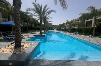 فيلا - 6 غرف نوم - 6 حمامات للبيع في الباتيو - كمبوندات الشروق - مدينة الشروق - القاهرة