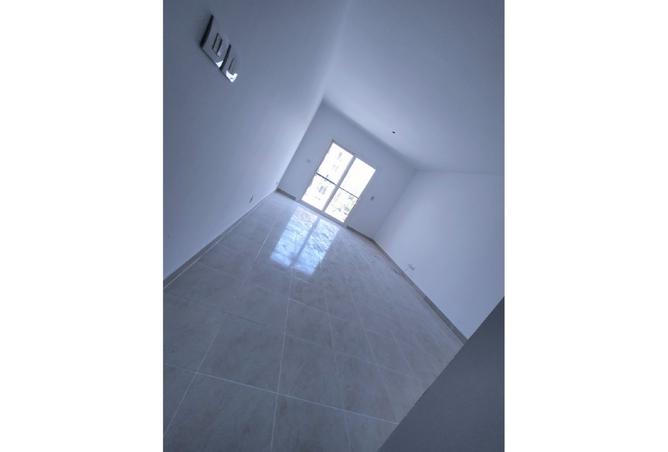 8551102 - Property Image 2