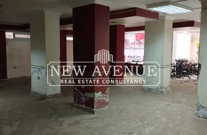 Retail - Studio - 2 Bathrooms for rent in Makram Ebeid St. - 6th Zone - Nasr City - Cairo