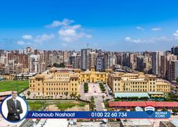 شقة - 4 غرف نوم - 3 حمامات for للبيع in شارع عبد الجليل سعد - لوران - حي شرق - الاسكندرية شقة - 4 غرف نوم - 3 حمامات for للبيع in شارع عبد الجليل سعد - لوران - حي شرق - الاسكندرية