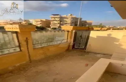 Apartment - 3 Bedrooms - 2 Bathrooms for sale in El Yasmeen 5 - El Yasmeen - New Cairo City - Cairo