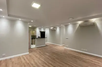 شقة - 3 غرف نوم - 2 حمامات للبيع في ذا كورت ياردز - كمبوندات الشيخ زايد - الشيخ زايد - الجيزة