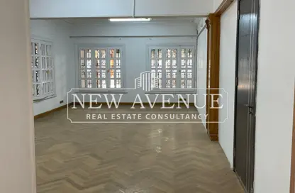 بناية كاملة - استوديو - 1 حمام للايجار في شارع 105 - حدائق المعادي - حي المعادي - القاهرة