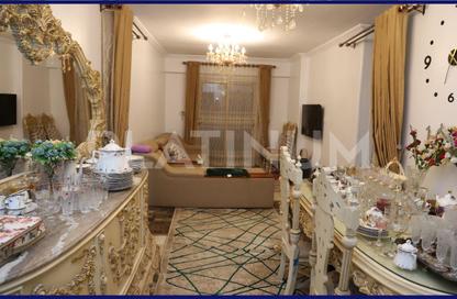 Apartment - 3 Bedrooms - 2 Bathrooms for sale in Zakaria Ghoneim St. - Ibrahimia - Hay Wasat - Alexandria