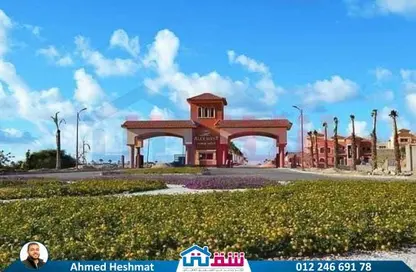 فيلا - 5 غرف نوم - 4 حمامات للبيع في اليكس ويست - كمبوندات الاسكندرية - الاسكندرية