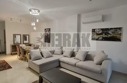 شقة - 3 غرف نوم - 3 حمامات للايجار في فيفث سكوير - التجمع الخامس - مدينة القاهرة الجديدة - القاهرة