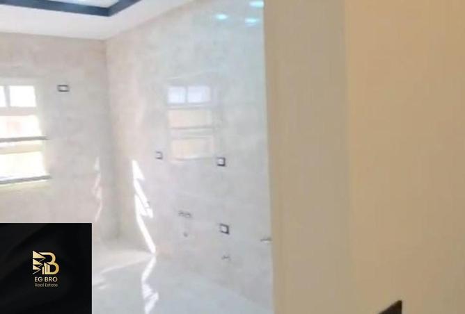 8186636 - Property Image 3