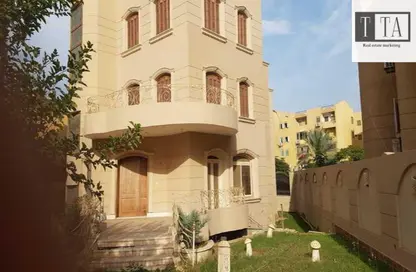 فيلا - 5 غرف نوم - 5 حمامات للبيع في الدبلوماسيين - الحي الثاني - الشيخ زايد - الجيزة