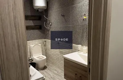 Apartment - 2 Bedrooms - 2 Bathrooms for sale in Hyde Park - 5th Settlement Compounds - The 5th Settlement - New Cairo City - Cairo