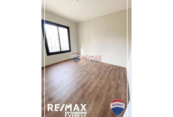 8158053 - Property Image 2
