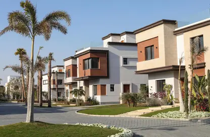 Villa - 4 Bedrooms - 3 Bathrooms for sale in Azzar - 5th Settlement Compounds - The 5th Settlement - New Cairo City - Cairo