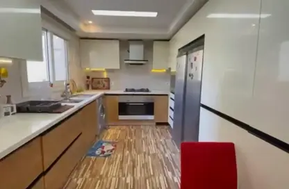 فيلا - 5 غرف نوم - 4 حمامات للايجار في رويال سيتي - كمبوندات الشيخ زايد - الشيخ زايد - الجيزة