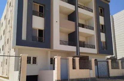 Apartment - 3 Bedrooms - 3 Bathrooms for sale in Bait Alwatan - The 5th Settlement - New Cairo City - Cairo