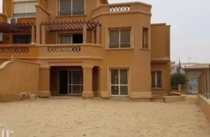 Villa - 6 Bedrooms - 5 Bathrooms for sale in Bellagio - Ext North Inves Area - New Cairo City - Cairo
