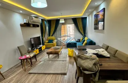 Apartment - 3 Bedrooms - 2 Bathrooms for rent in El Rehab Extension - Al Rehab - New Cairo City - Cairo