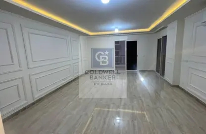 Apartment - 2 Bedrooms - 2 Bathrooms for sale in Taj City - 5th Settlement Compounds - The 5th Settlement - New Cairo City - Cairo