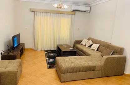 Apartment - 2 Bedrooms - 1 Bathroom for rent in American University Housing District - 5th Settlement Compounds - The 5th Settlement - New Cairo City - Cairo