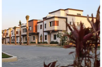 Apartment - 1 Bedroom - 1 Bathroom for sale in Azzar - 5th Settlement Compounds - The 5th Settlement - New Cairo City - Cairo
