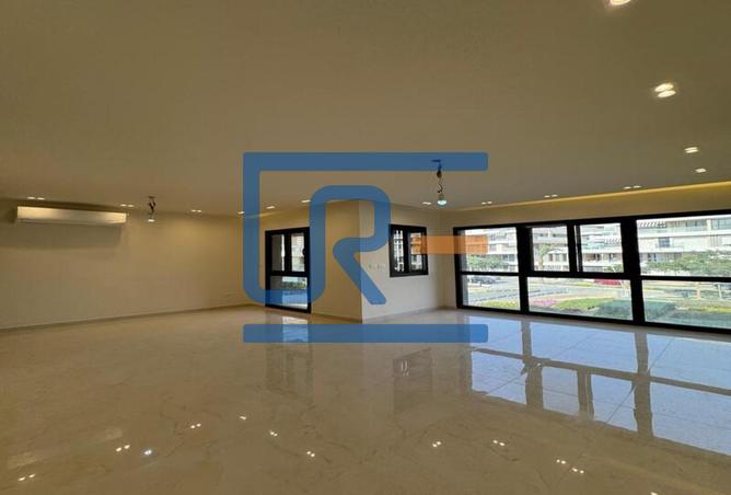 8243301 - Property Image 2