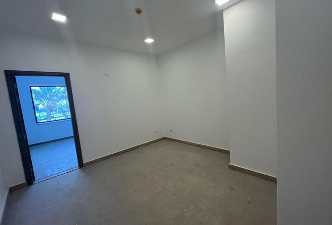 8240589 - Property Image 3