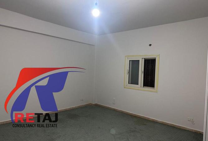 8543043 - Property Image 2