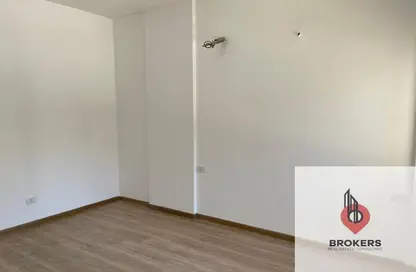 Apartment - 3 Bedrooms - 2 Bathrooms for sale in Moon Residences - Fifth Square - The 5th Settlement - New Cairo City - Cairo
