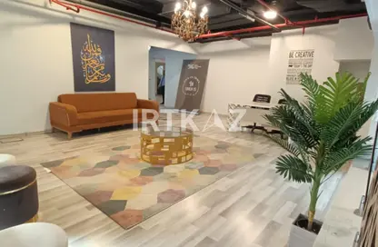 مساحات مكتبية - استوديو - 1 حمام للايجار في أرقى مول - شارع التسعين الجنوبي - التجمع الخامس - مدينة القاهرة الجديدة - القاهرة