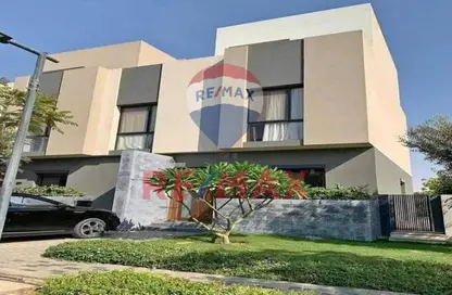 Townhouse - 3 Bedrooms - 4 Bathrooms for sale in Al Burouj Compound - El Shorouk Compounds - Shorouk City - Cairo