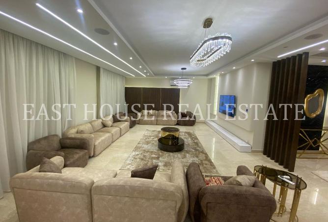 8193911 - Property Image 3