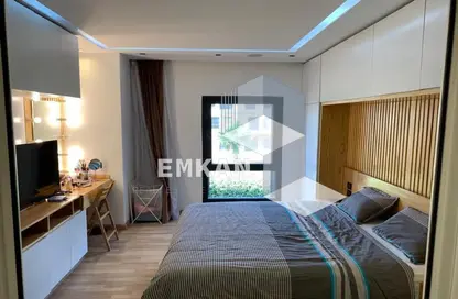شقة - 2 غرف نوم - 3 حمامات للايجار في ذا كورت ياردز - كمبوندات الشيخ زايد - الشيخ زايد - الجيزة