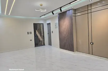 Apartment - 3 Bedrooms - 2 Bathrooms for rent in Gate 1 - Khofo - Hadayek El Ahram - Giza